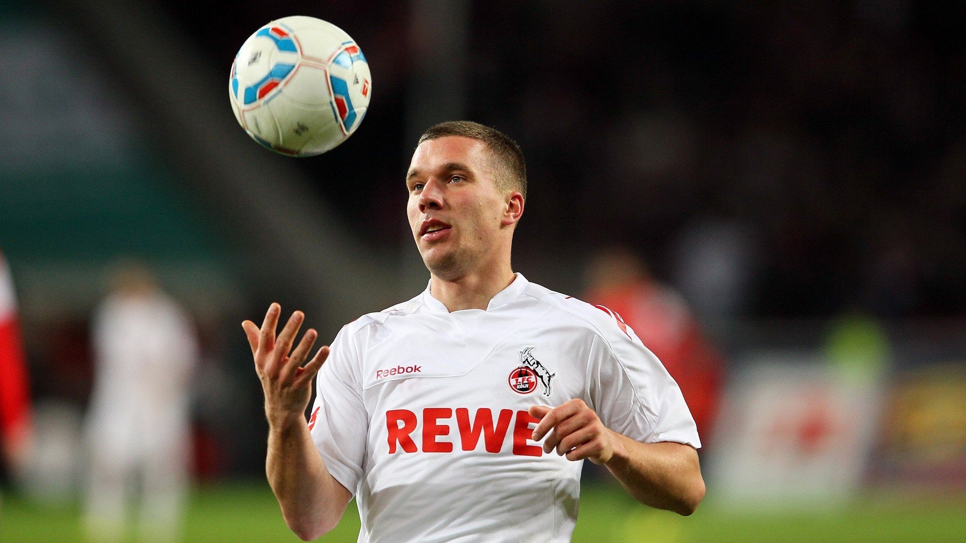 熊猫体育-绿茵场上的东方回响，从中国翻盘勒沃库森到梅西的永恒纪录