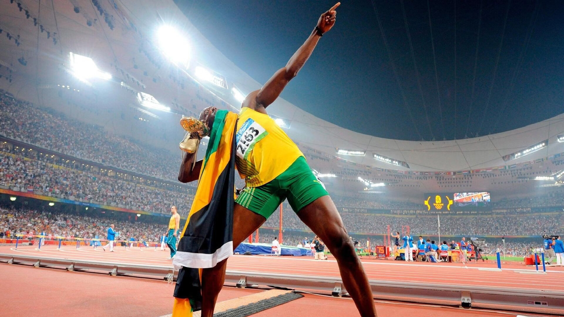 北欧风暴席卷绿茵，东方新星闪耀赛场—当瑞典队碾压葡萄牙，张本智和惊艳世界